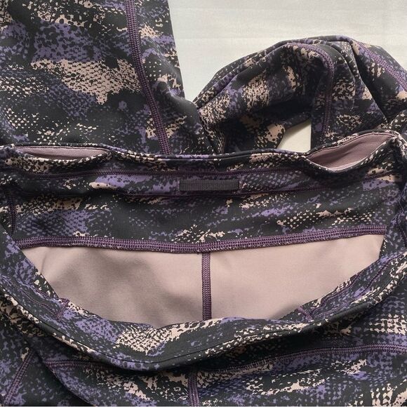 Lululemon Rip Wave Purple Thunder Black Speed Up Tight Full-On Luxtreme Size 8 - Picture 11 of 16